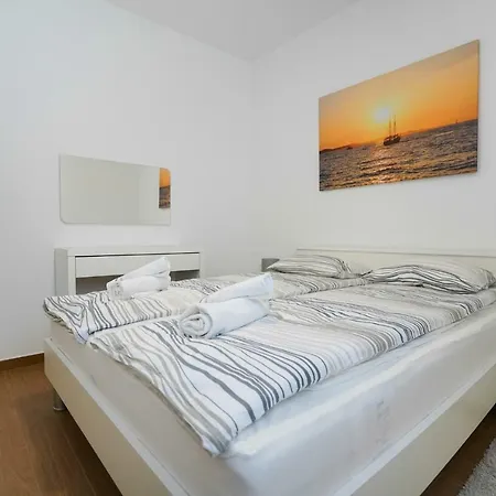 Apartment Tj 1 Zadar